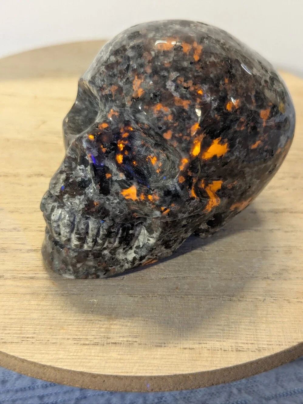 Skull Sodalite Syenite (trade name Yooperlite)